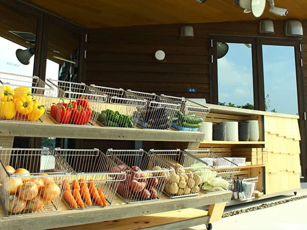 BBQカウンター（ドリンク・食材受取り